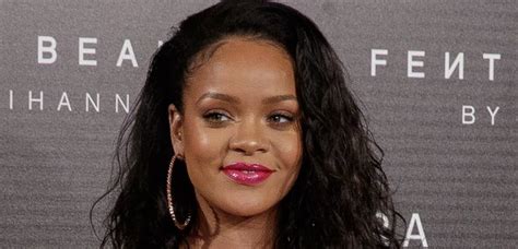 This Childhood Story Pretty Much Proves Rihanna Was Extra From The Day