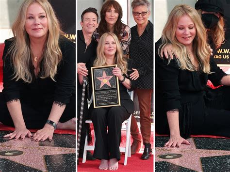 Christina Applegate Honored With Star On Walk Of Fame At First Appearance Since Ms Diagnosis
