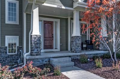 From one of the industry's pioneers in stone siding, dutch quality engineers all of its products to the highest industry standards. Dutch Quality Ashen Weather Ledge stone | HoUsE~N~hOmE ...