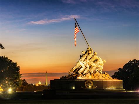 Us Marine Corps War Memorial At Sunrise Arlington County Virginia