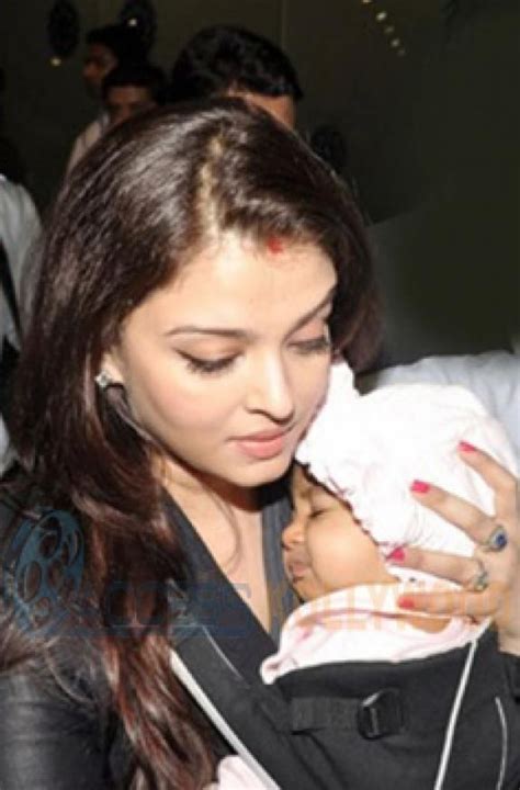 08 Aishwarya Rai Baby Aishwarya Abhishek Aishwarya Rai Photo Actress