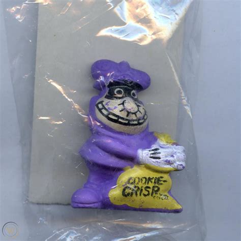 1985 General Mills Cookie Crisp Cereal Premium Cookie Crook Thief