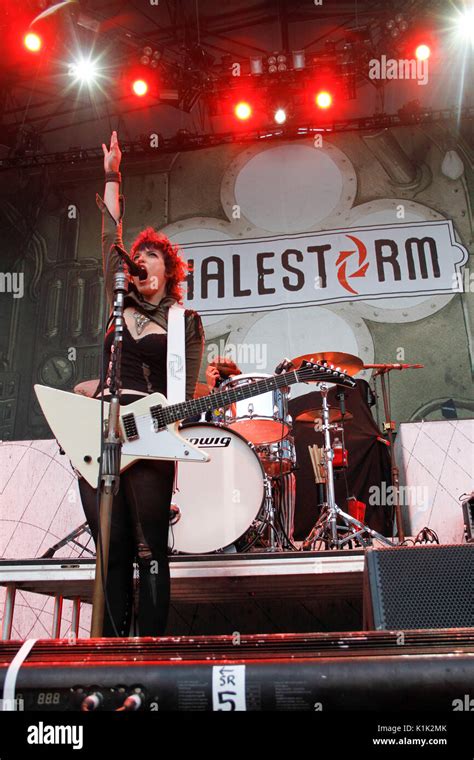 Elizabeth Lzzy Hale Halestorm Performs 2010 Rockstar Energy Drink