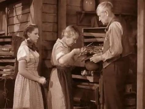 Uncle Henry And Auntie Em Wizard Of Oz Movie Wizard Of Oz What A Nice Day Ray Bolger
