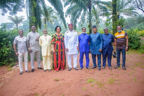 A banker, valentine ozigbo, has emerged as the governorship candidate of the peoples democratic party (pdp) in anambra state. Valentine Ozigbo, Principal of School, Members of Old ...