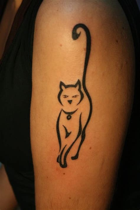 Simple Black Cat Tattoo Tattoomagz › Tattoo Designs Ink Works
