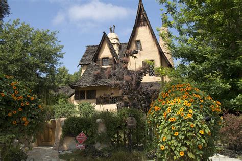 Witchs House Hidden California