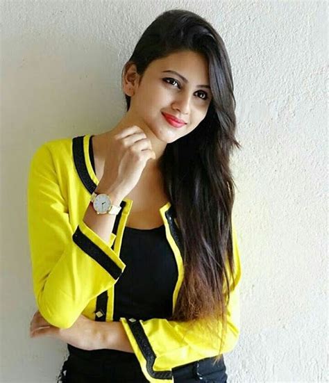 Pin On Beautiful Girls Indian Pakistani