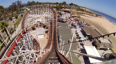Santa Cruz Ca Californias Oldest Wooden Roller Coaster Turned 90 In