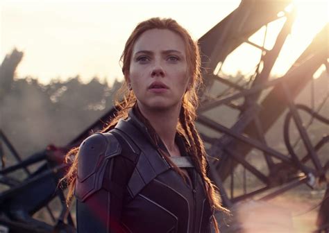 Scarlett Johansson Demanda A Disney Por Estrenar Black Widow En