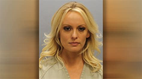 stormy daniels charges dropped after ohio strip club arrest attorney says
