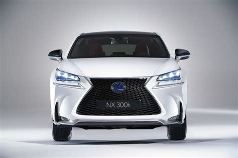 Two versions of the 2020 lexus nx provide modest driving excitement. 2015 Lexus NX Available to Order in the UK: Specs and ...