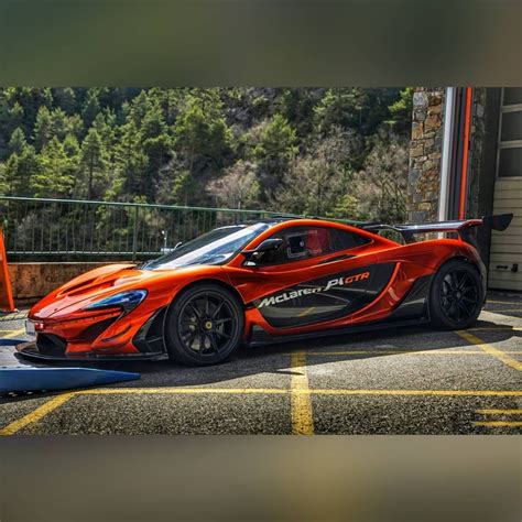 Selfies, photos, videos, pole dancing, striptease, anything. Mclaren P1 Hood - Supercars Gallery