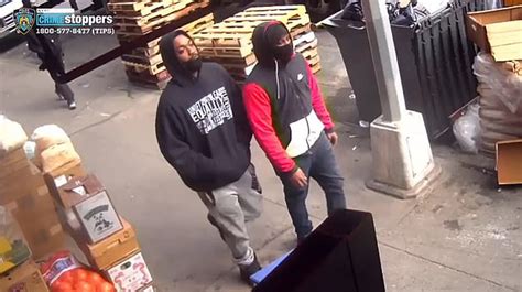 Pack Of Men Chase 26 Year Old Through New York Before Beating Robbing And Stripping Him Naked