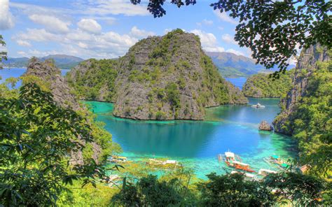 Coron Island The Island S Largest Island In The Calamian Islands In Northern Palawan Of The