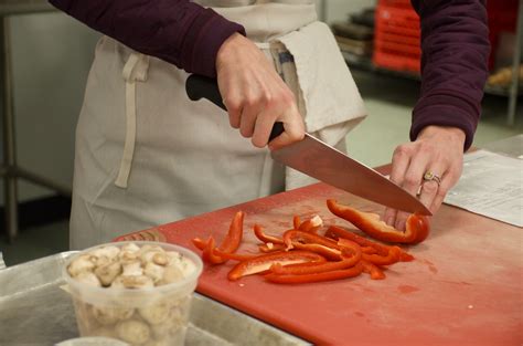 Free Community Cooking Classes Goldring Center For Culinary Medicine