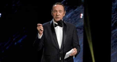 us actor kevin spacey charged with sexual assault of teenager daily sabah