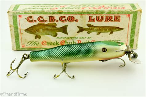 creek chub snook pikie antique lure fin and flame