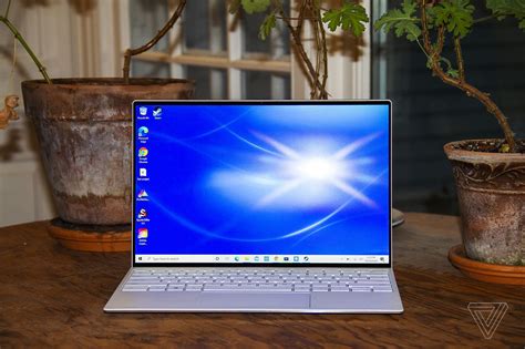 Dell Xps 13 Late 2020 Review Greatness Refined The Verge