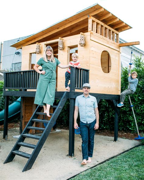 15 Of Our Favorite Modern Outdoor Playhouses Diy Crafts Nursery