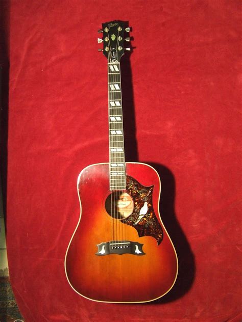 Gibson Dove 1982 Guitar For Sale Old Hat Guitars