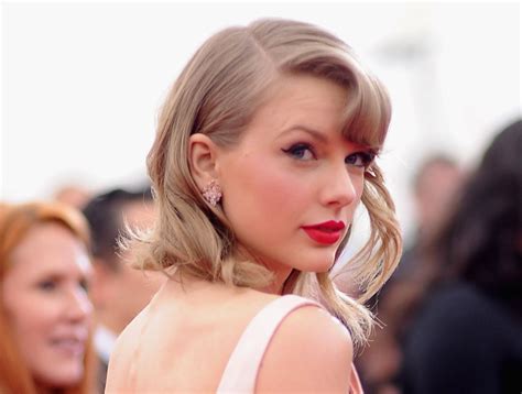 Taylor Swift Tour To Stop In 5 Canadian Cities Edmonton Globalnewsca