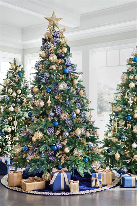 Level Up Your Holiday Centerpiece With A Christmas Tree Cluster Display