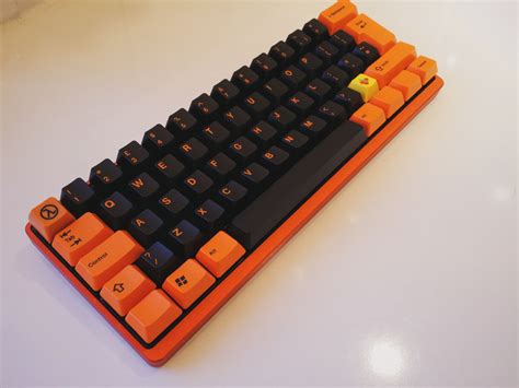 Custom Ducky Mini Keyboard For Gaming Setup