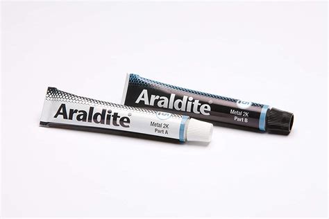 Araldite Ara 400010 2 Tubes Steel Epoxy 15 Ml X 2 Bigamart