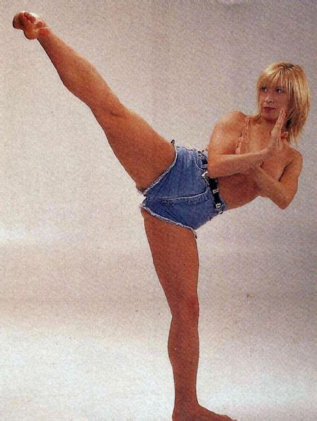 Cynthia Rothrock Female Martial Artists Martial Arts Women Martial Arts