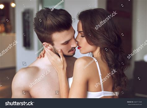 Sexy Lovers Foreplay Luxury Flat Sensual Photo De Stock Modifiable