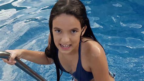 Vlog Na Piscina Da Casa Da Minha Tia Youtube