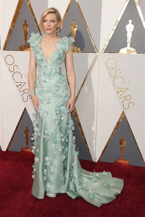 Ranked Memorable Oscar Dresses Of Years Past Fame10