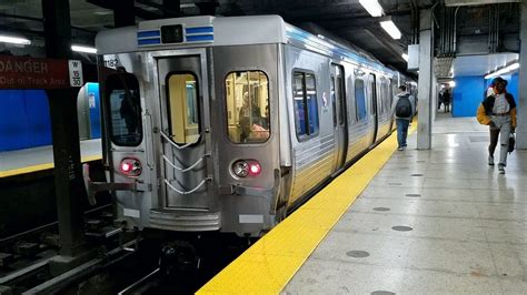 Septa Market Frankford Line At 15th Street Station Youtube