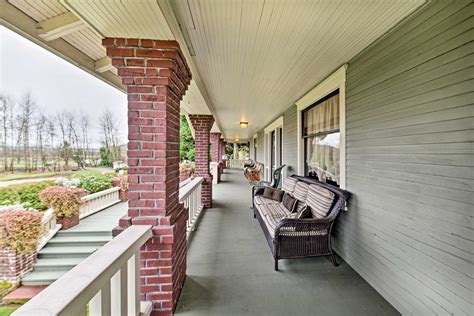 Historic Auburn House on 37 Acres w/Private Lake! | Evolve