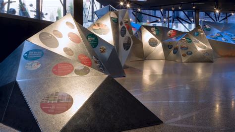 Interactive Exhibition Design Indissoluble Barcelona