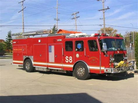 Naperville Illinois Squadengine 8 Fire Trucks Fire Rescue Fire