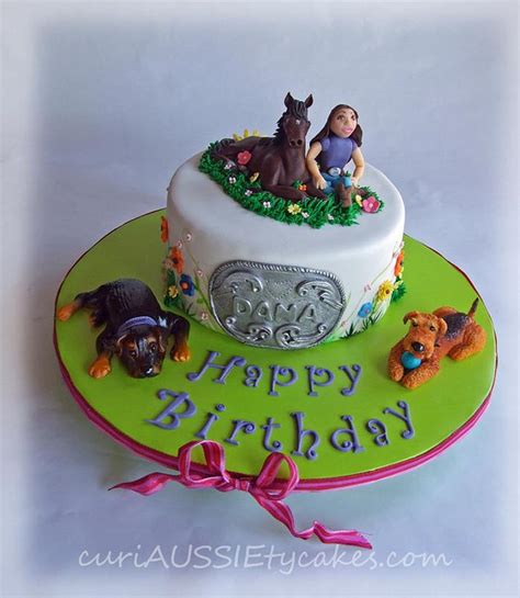 Animal Lover Cake Decorated Cake By Curiaussiety Cakes Cakesdecor