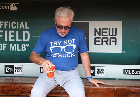 Does Suck On The Cubs T Shirt Stink Chicago Tribune