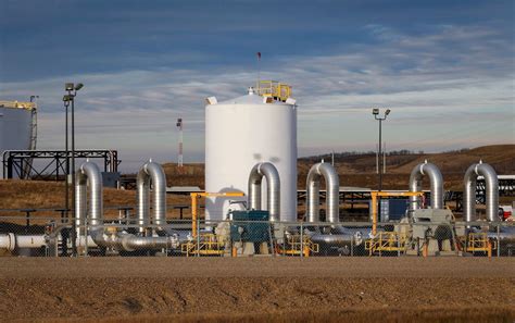 Court Lifts Injunction Blocking Keystone Xl Oil Pipeline