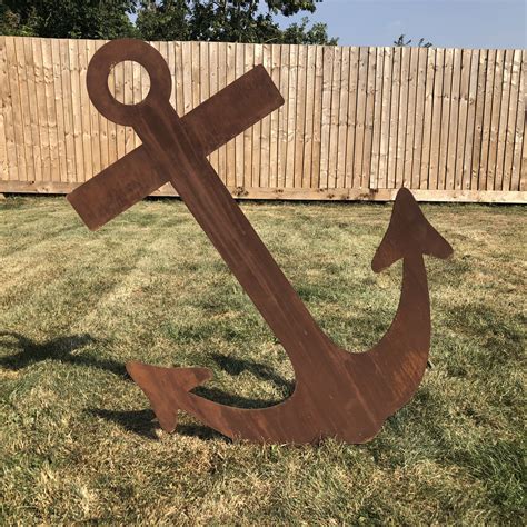 Rusty Lawn Feature Anchor Decoration