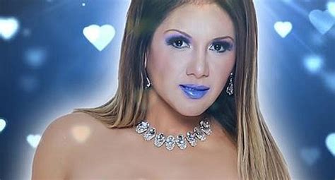 Marina Yafac Lanzó Nueva Versión De Su Gran éxito Así Son Los Hombres Video Ojo Show Ojo