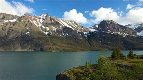 Visit East Glacier Park 2022 Travel Guide For East Glacier Park