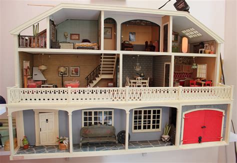 The Dollhouses We Know How To Do It