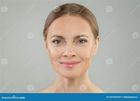 Attractive Mature Woman Face Close Up Portrait Stock Image Image Of Wrinkled Smiling 287969539