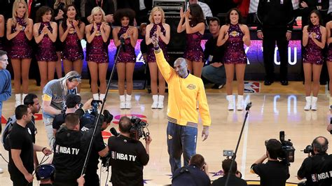 Kobe Bryant Fans Celebrate Lakers Stars Final Game Hollywood Reporter