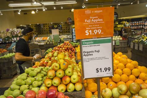 At Whole Foods Amazon Takes Rare Lead In Cutting Prices Wsj