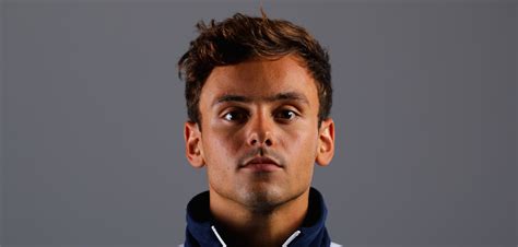 tom daley opens up about eating disorders and what happened in 2012 tom daley just jared