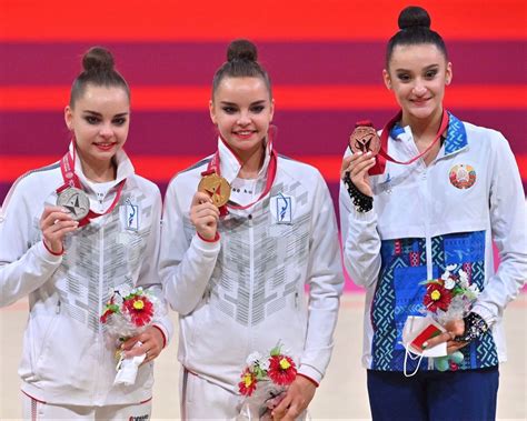 Arina Averina🇷🇺🥈 Dina Averina🇷🇺🥇 Alina Harnasko🇧🇾🥉 Winners Final