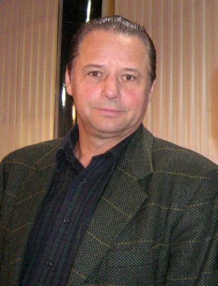 Krzysztof Janczar Death Fact Check, Birthday & Age | Dead or Kicking